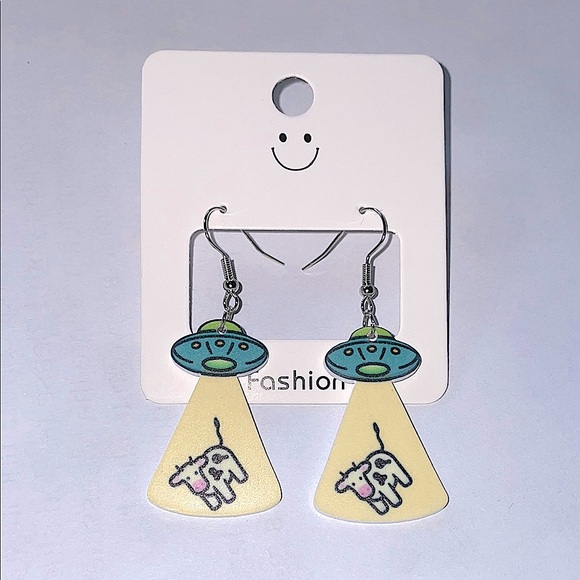 Jewelry - UFO Cow Earrings